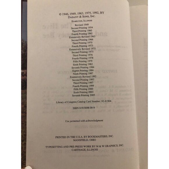 The Hive And The Honey Bee Hardcover Edited By Joe M. Graham Dadant & Sons 2005 - Picture 7 of 7